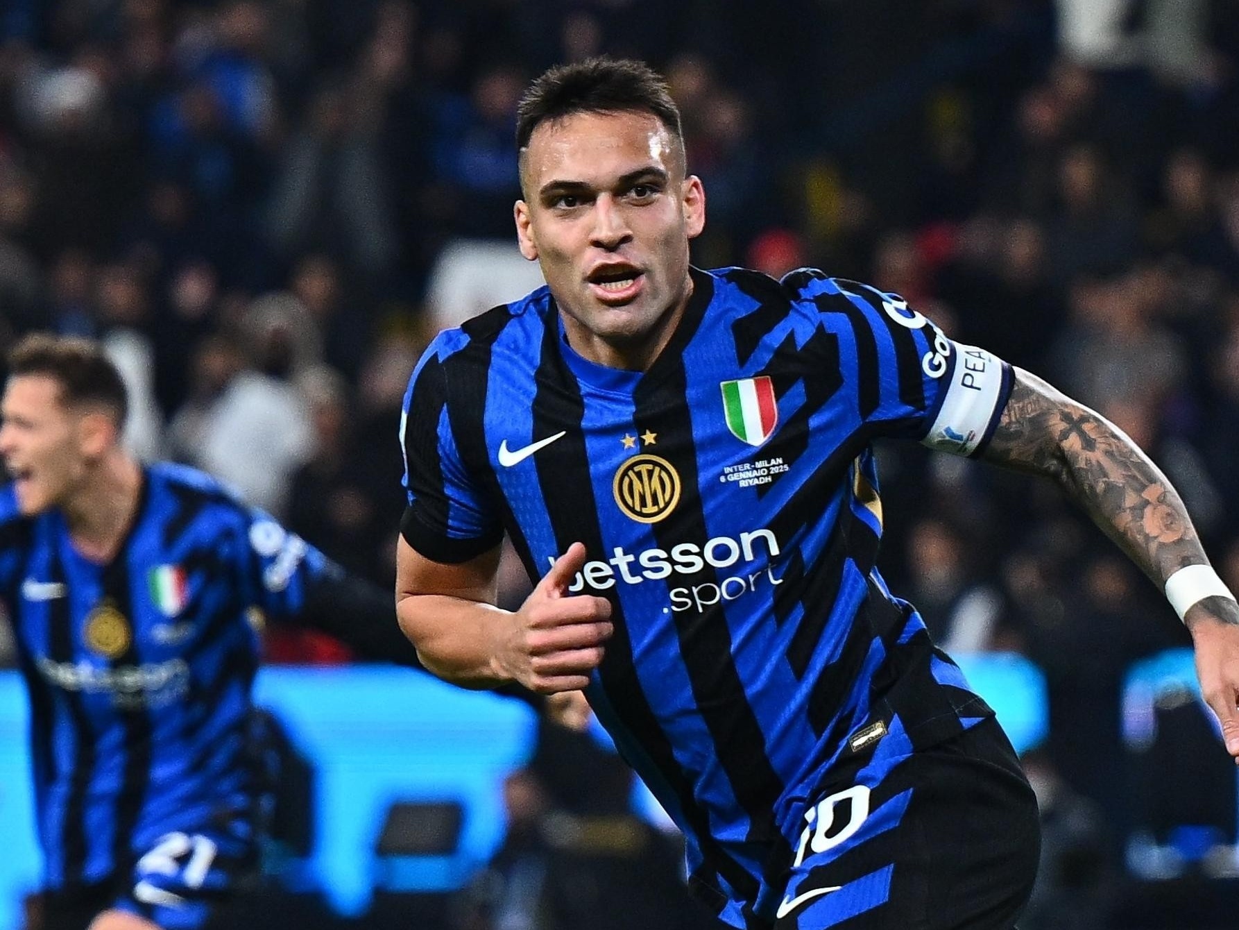 关于AC米兰转会期造点机会，志在意大利杯名次提升，底气十足，临场指挥获称赞的信息