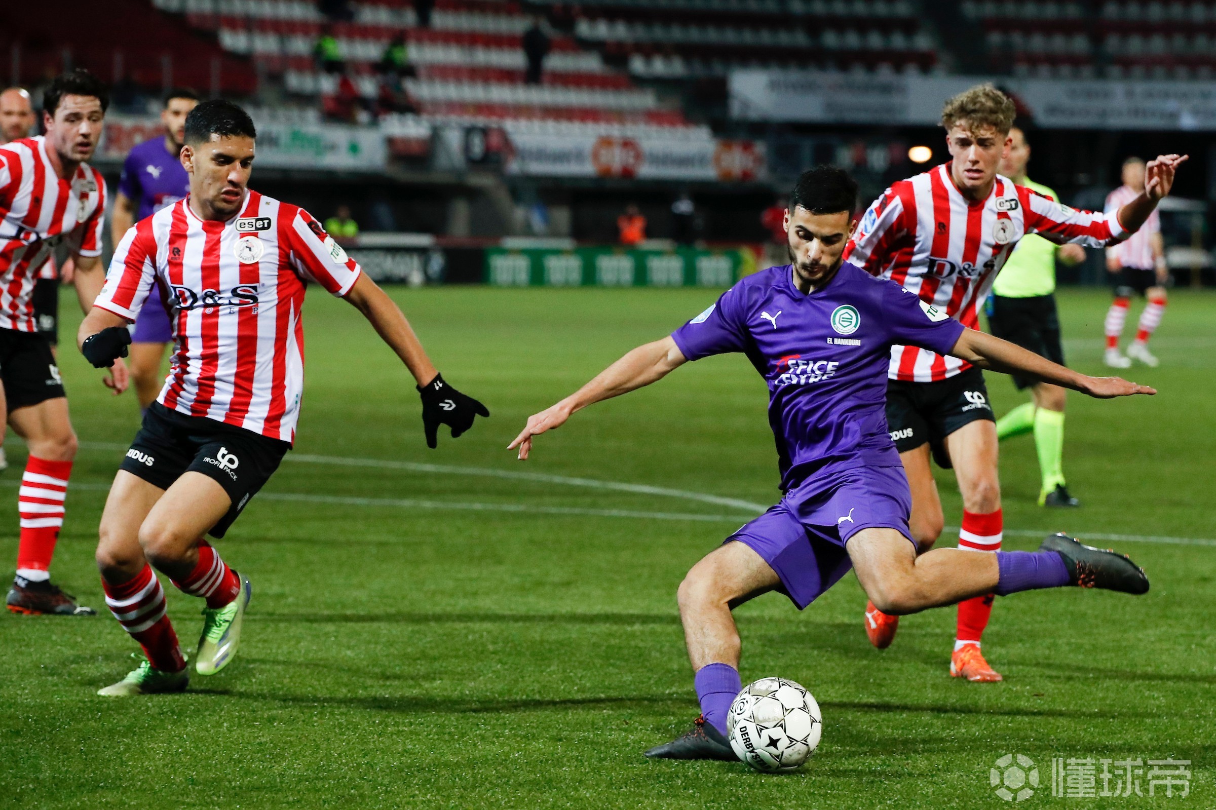 这也行？风云突变迈阿密热火集结日刷新队史纪录迈阿密热火围绕荷甲外线爆发，巴黎圣日耳曼状态回暖备战国王杯的简单介绍